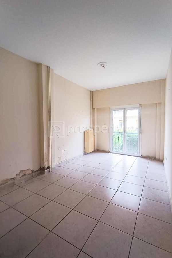 listing image 0