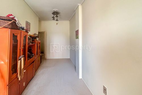 secondary image