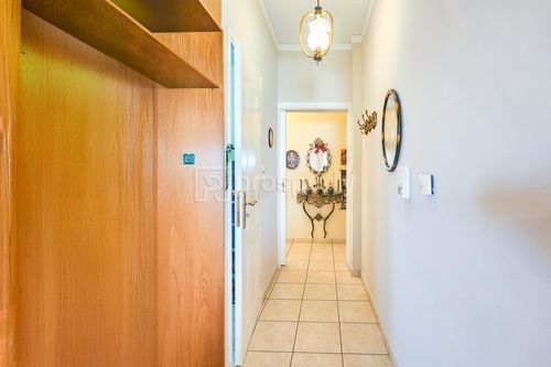 secondary image