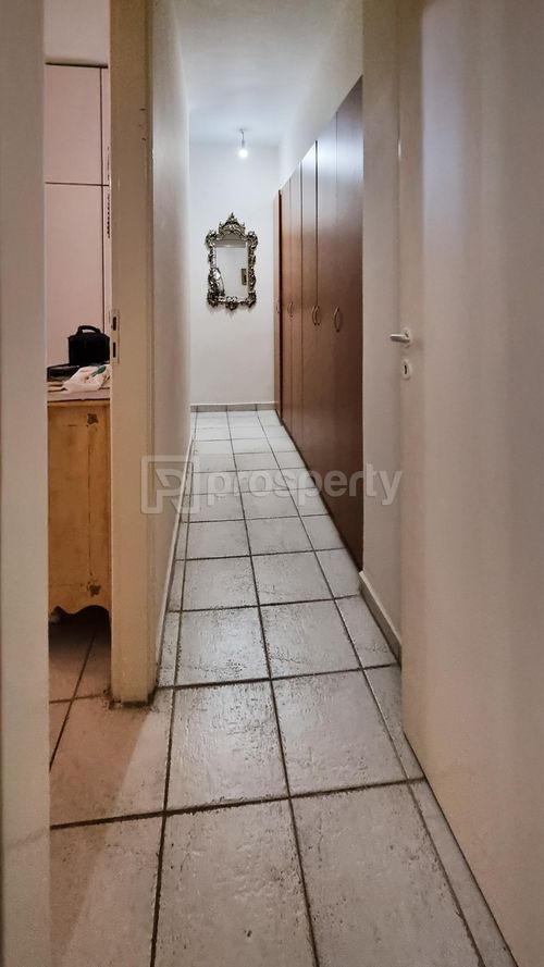 secondary image