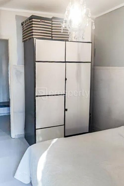 secondary image