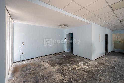 secondary image