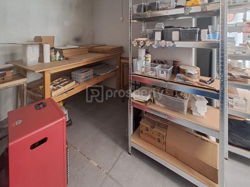 secondary image