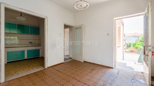 secondary image