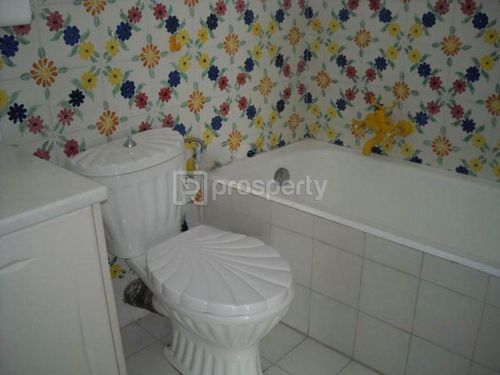 secondary image