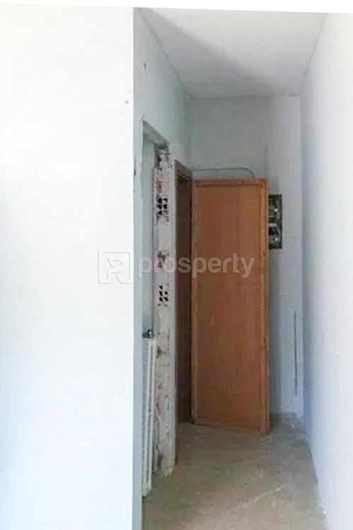 secondary image