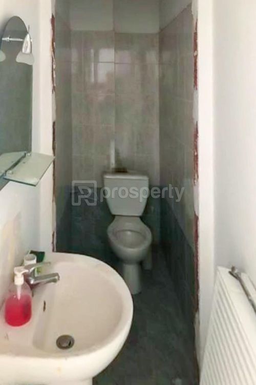 secondary image