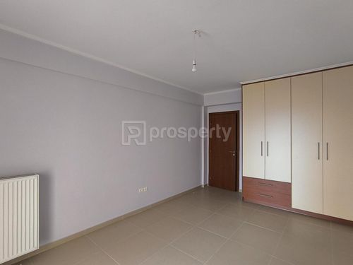 secondary image
