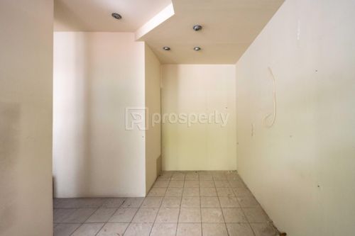 secondary image