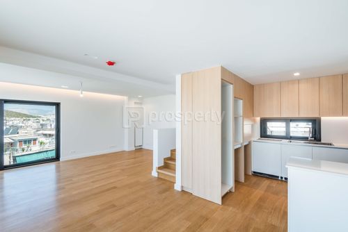 secondary image