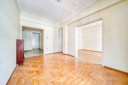 secondary image