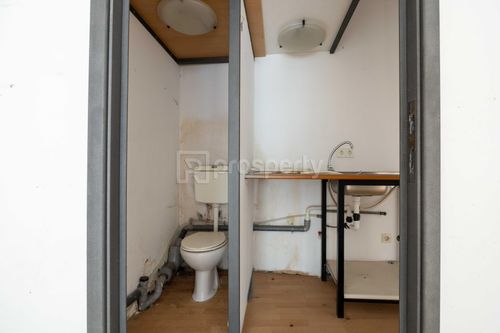 secondary image