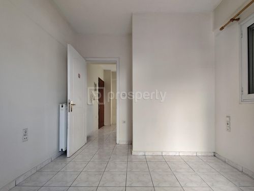 secondary image