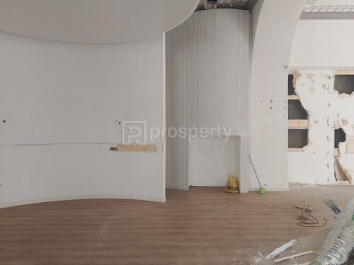 secondary image