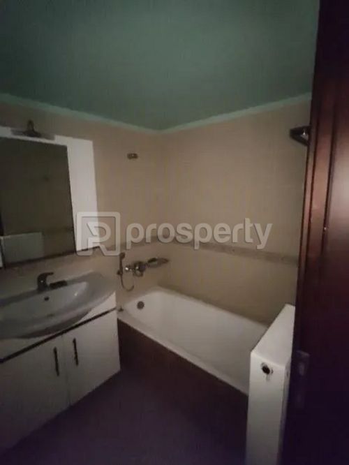 secondary image