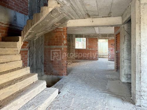 secondary image