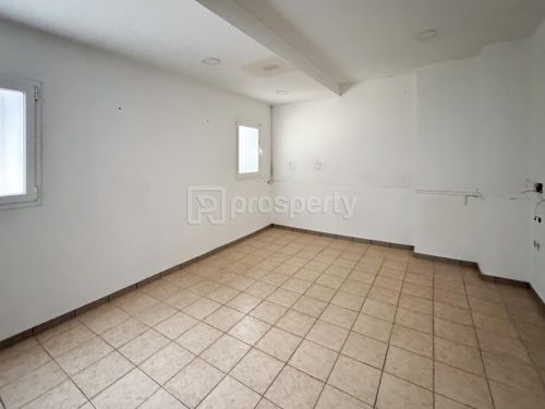 secondary image