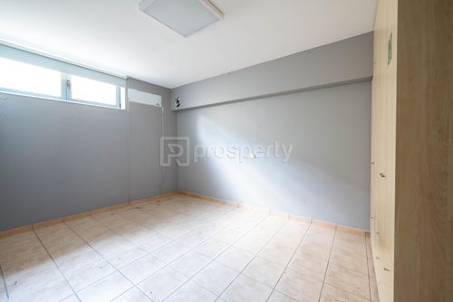 secondary image