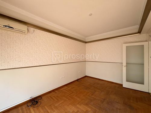 secondary image