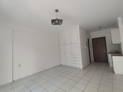 secondary image