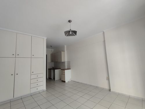 secondary image