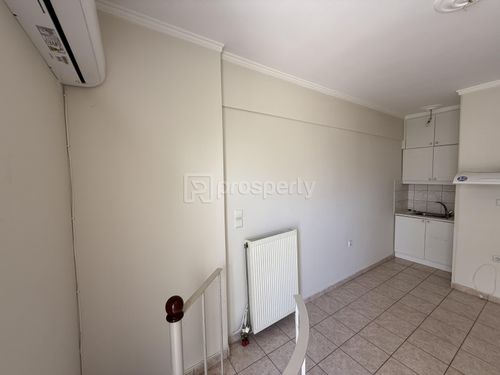 secondary image