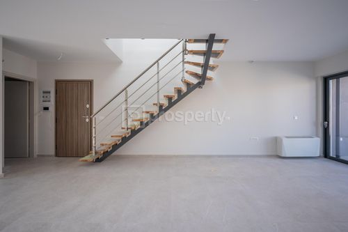 secondary image