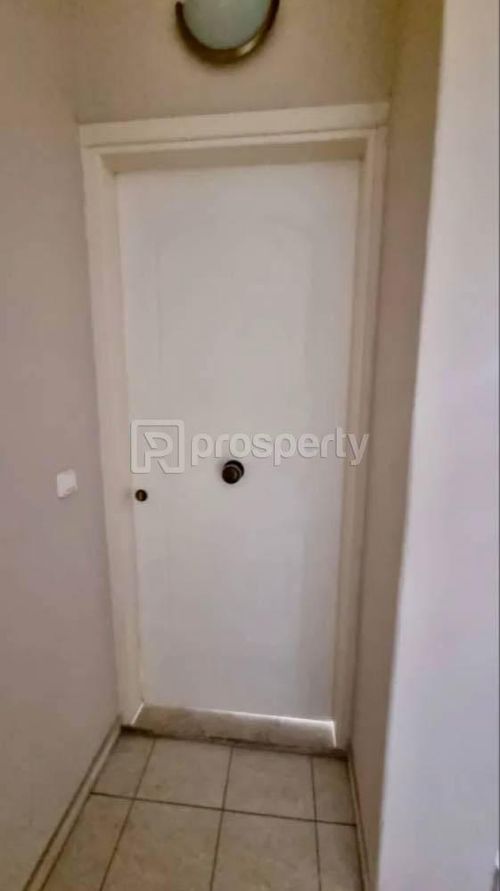 secondary image