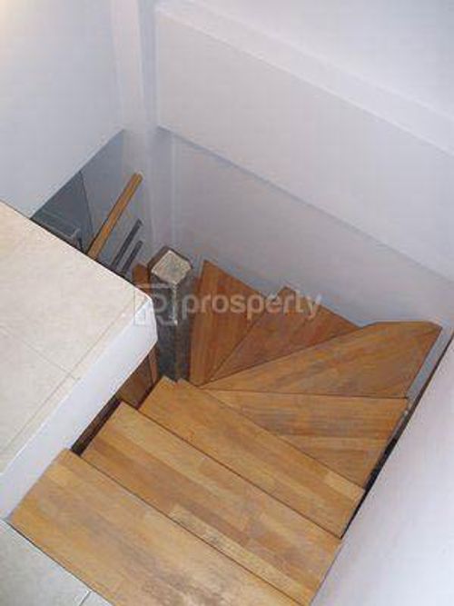 secondary image