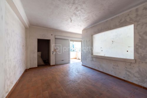 secondary image