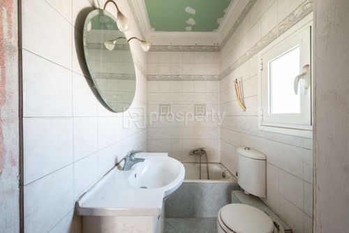 secondary image
