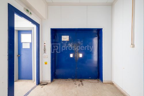 secondary image