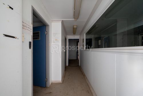 secondary image