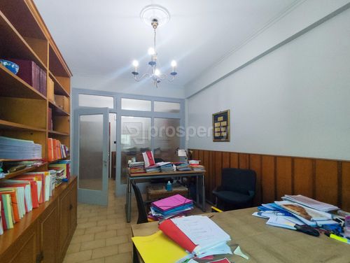 secondary image