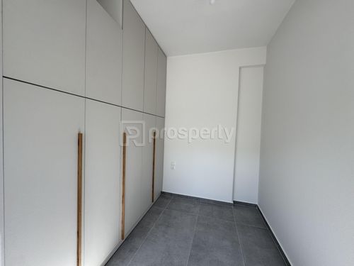 secondary image