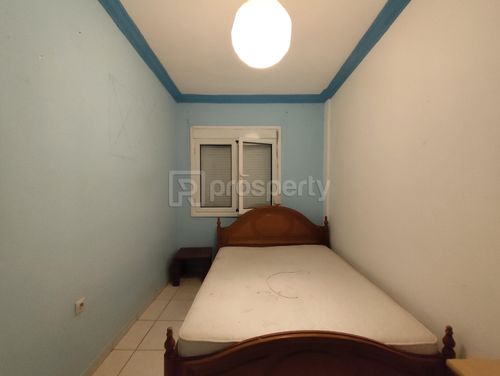 secondary image