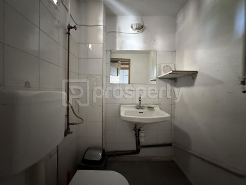 secondary image