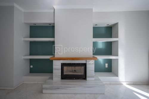 secondary image
