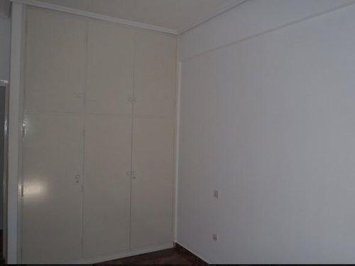 secondary image