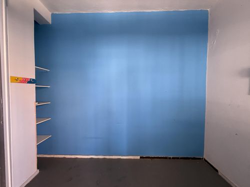 secondary image