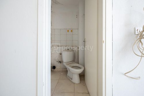 secondary image