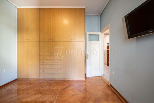 secondary image
