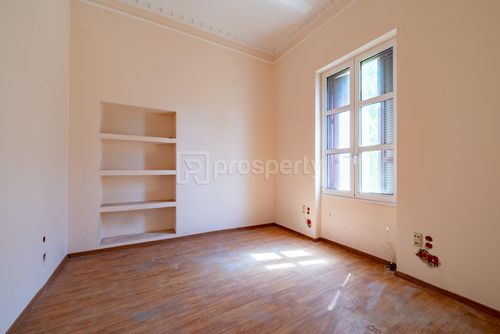 secondary image