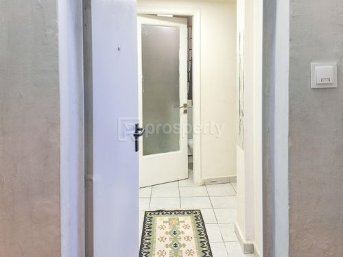 secondary image
