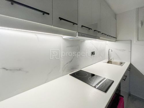 secondary image