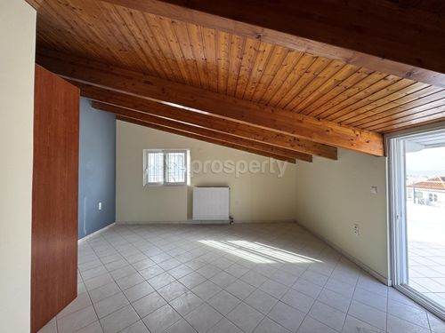 secondary image