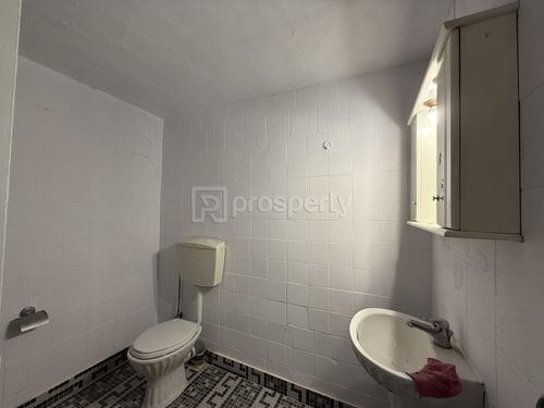 secondary image