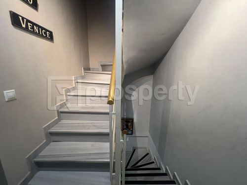 secondary image