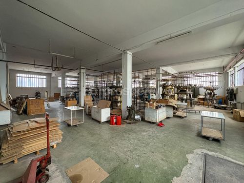 secondary image