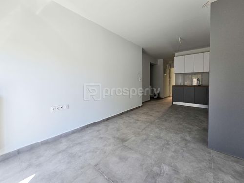 secondary image